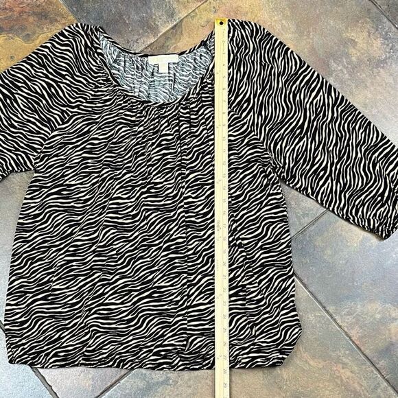 Michael Michael Kors Zebra Print 3/4 Sleeve Blouse 2X - Picture 5 of 10